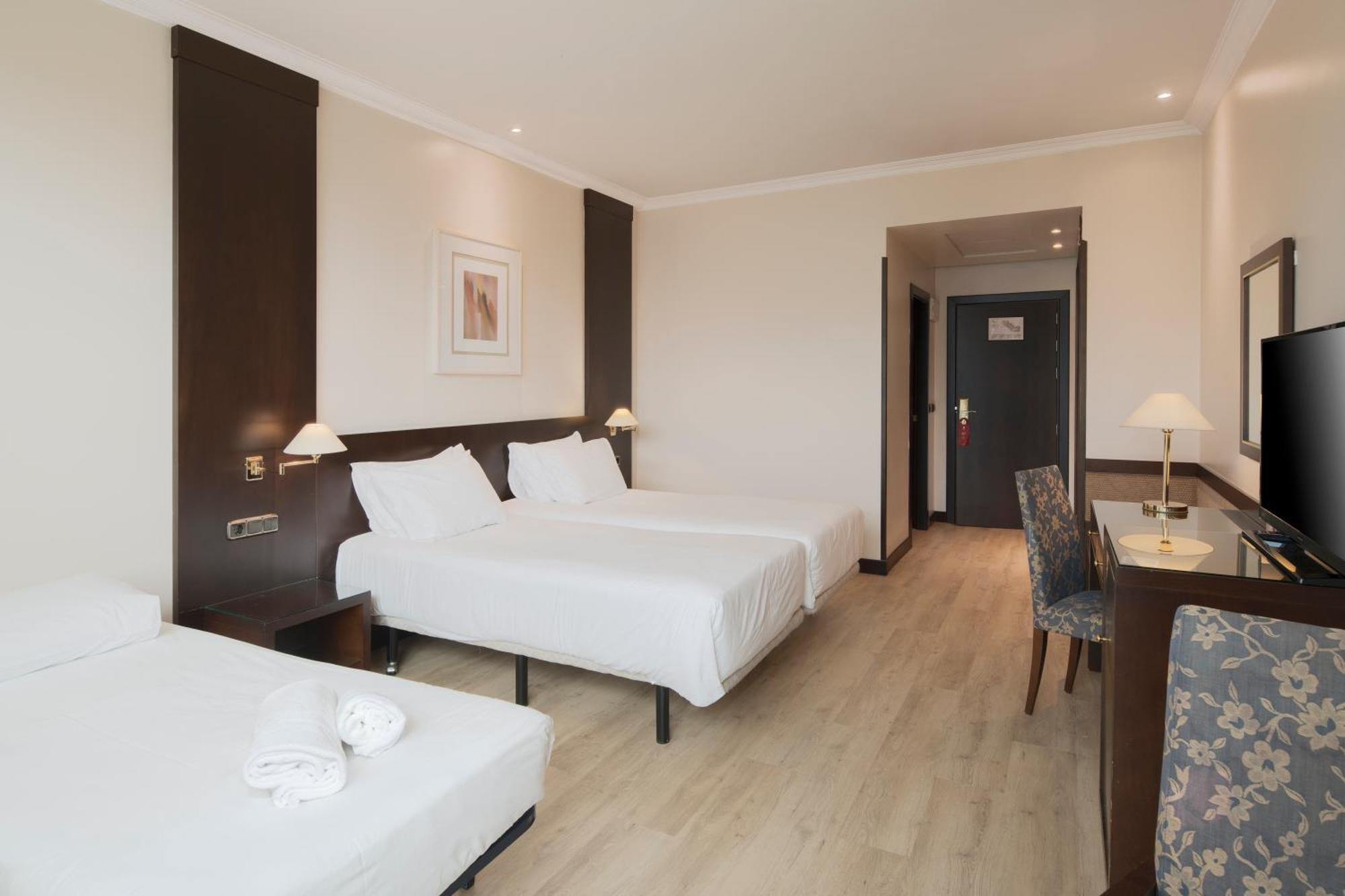 Exe Oviedo Centro Hotel Exterior photo